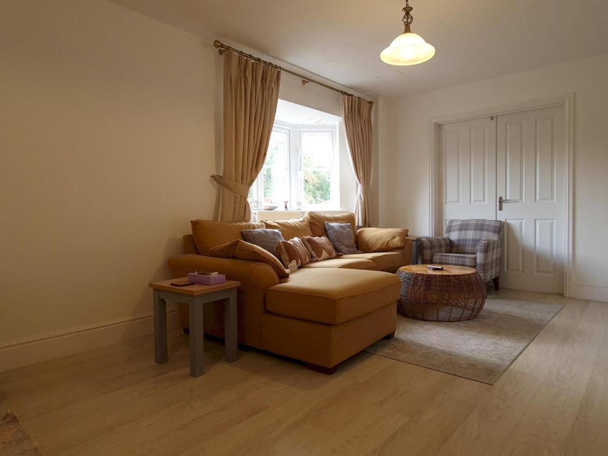 Pass The Keys Well Located Modern 5 Bedroom House Birmingam Exterior foto