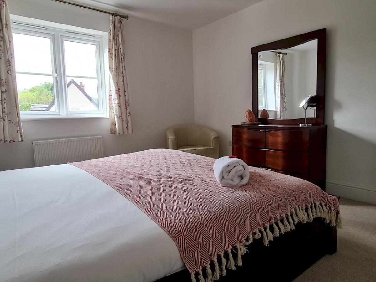 Pass The Keys Well Located Modern 5 Bedroom House Birmingam Exterior foto